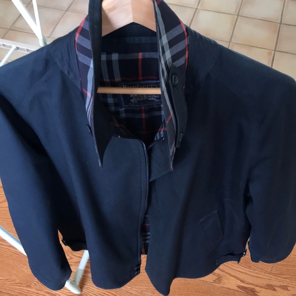 BURBERRYS vintage Spring Jacket purchased in UK - Picture 4 of 10